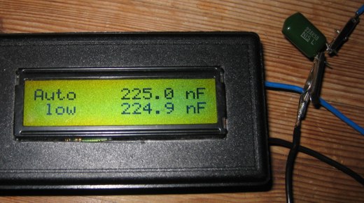 AVR capmeter measuring capacitor